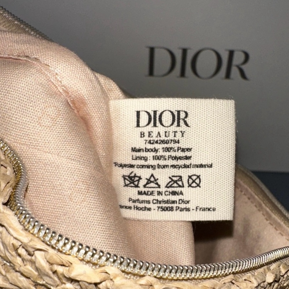 Dior Raffia Clutch - Picture 5 of 7
